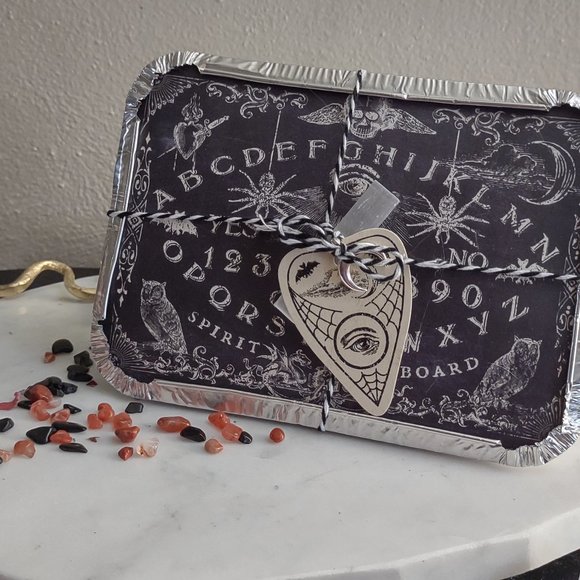 Witchy Snow Fae Potpourri Vanilla Bubblegum Scent with Selenite Blade & Add-ins - Picture 2 of 8